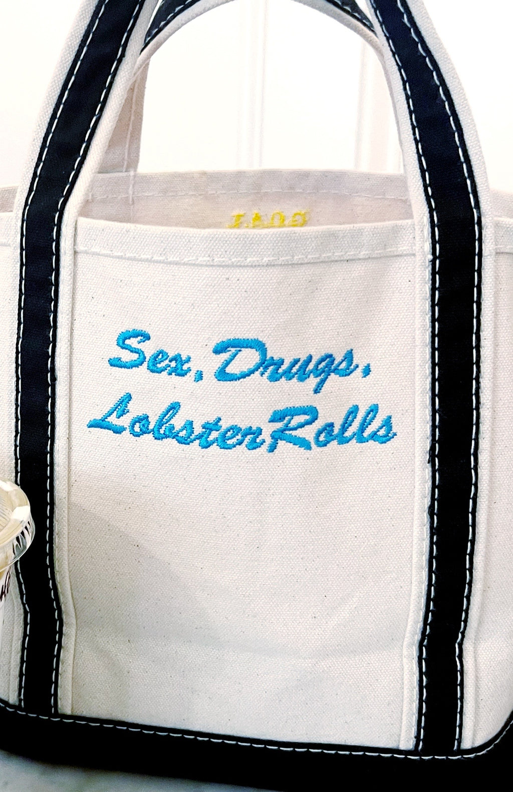 Sex, Drugs, & Lobster Rolls™️